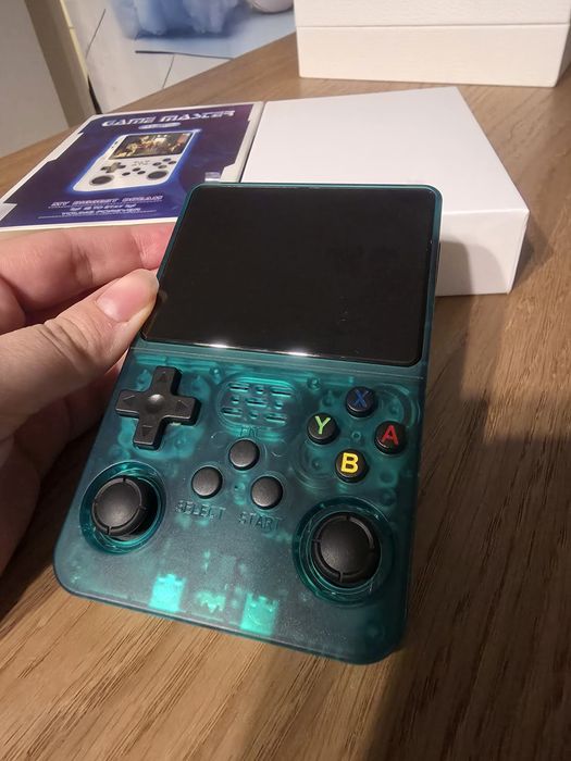 Przenośna konsola do gier R36S retro