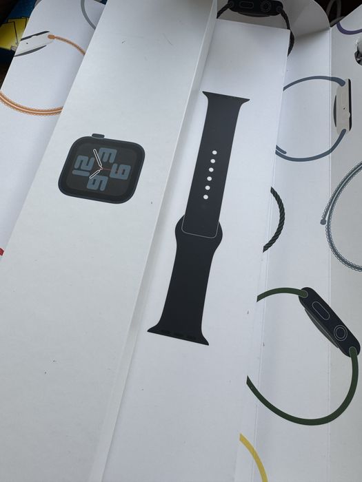Apple Watch SE 2 (2. gen) 44mm GPS + Cellular (LTE) Midnight / Północ – Pełen Zestaw
