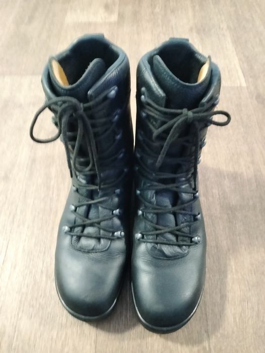 Продам берці бундестаг 47 р.