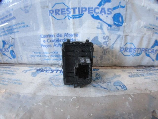 Comando / botão / interruptor multifunções RENAULT Megane III (BZ0_)