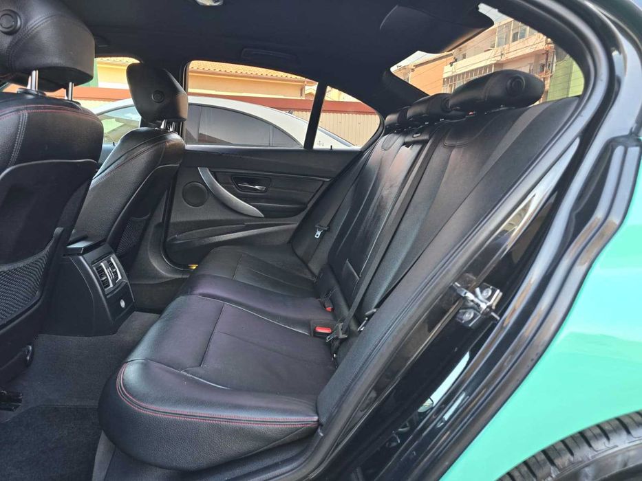 BMW 320d f30 pack m 2.0 "look m3"