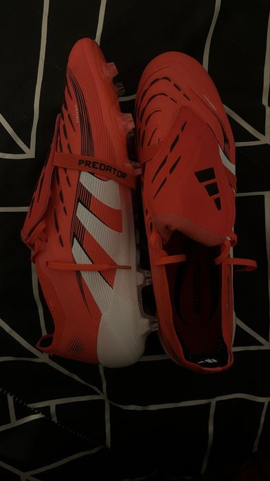 Predator Elite Adidas – Tam. 44 – Nova / Topo de Linha