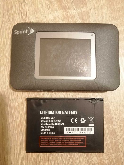 3G Wi-Fi роутер Netgear AirCard 771s.