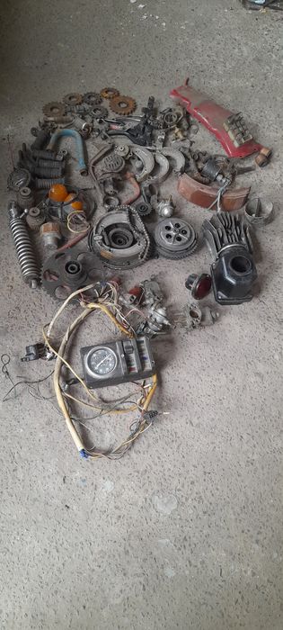 Продам  запчастини до мотоцикла иж  юпитер