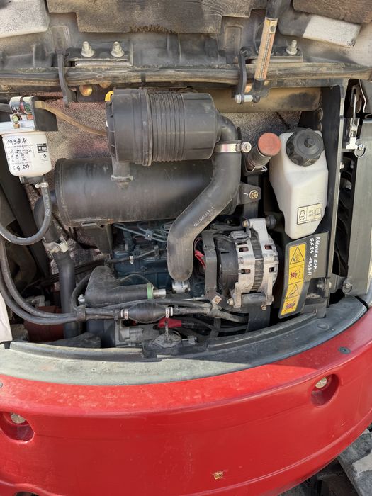 Mini Giratoria Bobcat E26
