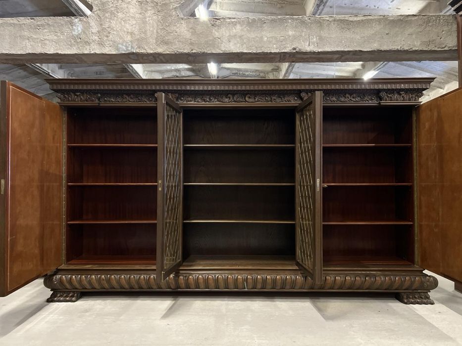 Антикварна шафа. Німеччина. 1920-ті роки.