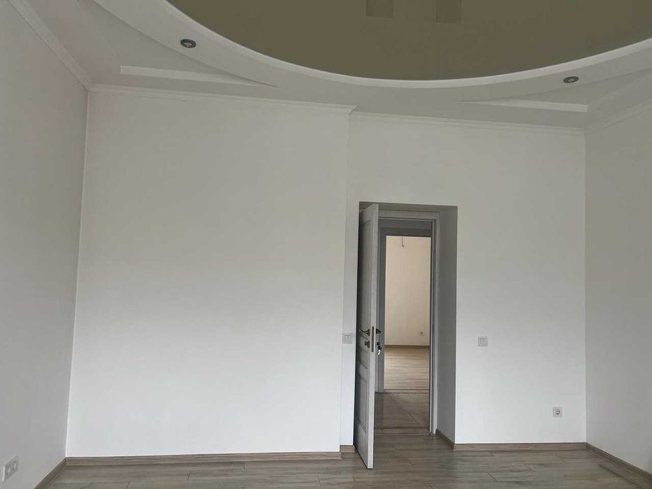 Роскошная квартира в новом доме, газовая плита, крышная котельная.