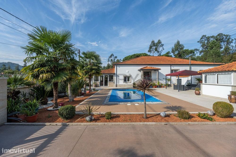 Moradia Térrea - T5 em Ardegão - Ponte de Lima