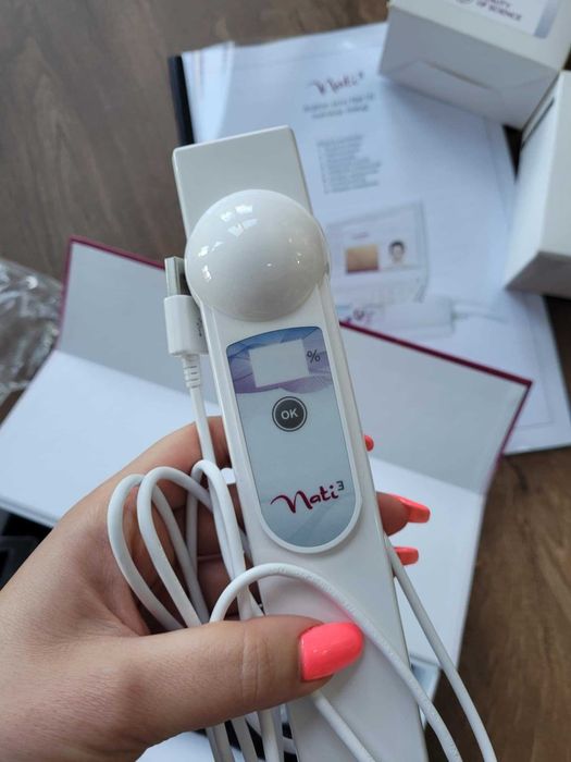 Nowy Analizer skóry Nati V3 – idealny do salonu kosmetycznego!