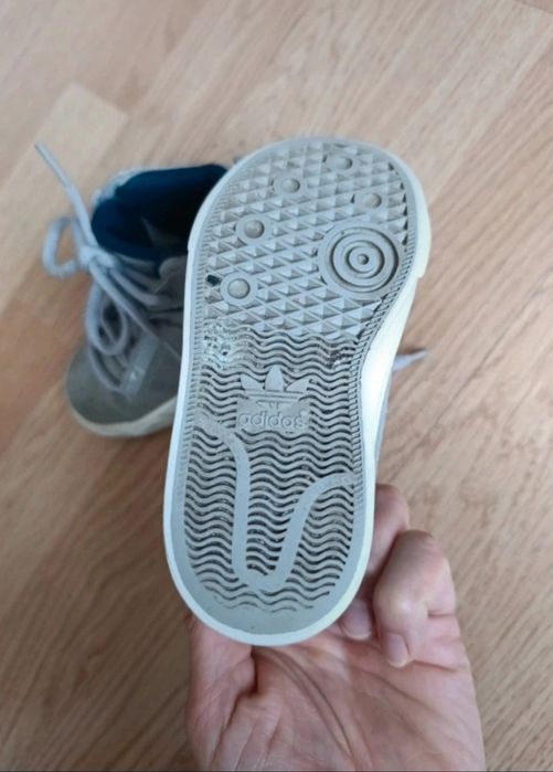 Adidas r. 23 buty za kostkę sneakersy