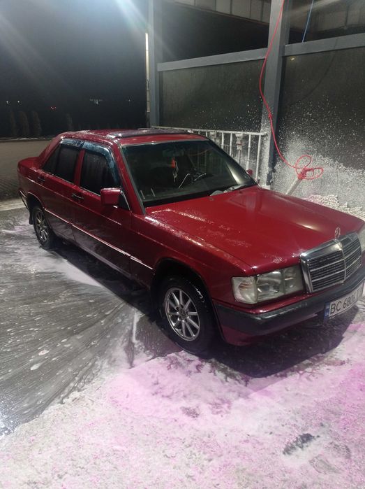Мерседес 190 11111111111