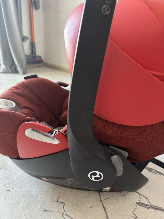 Автокрісло Cybex Cloud Z i-Size Autumn Gold Burnt Red (522000651)