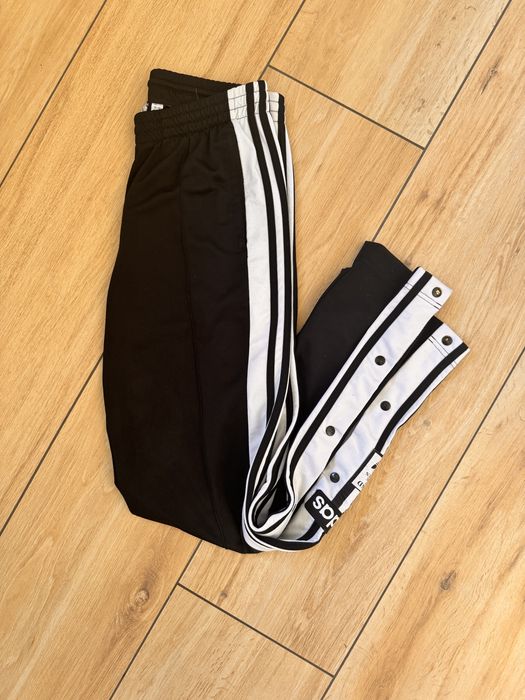 Spodnie z guzikami Adidas Triple Stripes