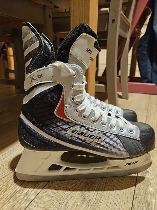 Łyżwy hokejowe bauer