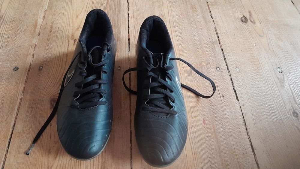 Nike korki chłopięce