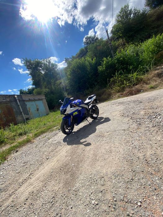 Продам  Gsxr 1000