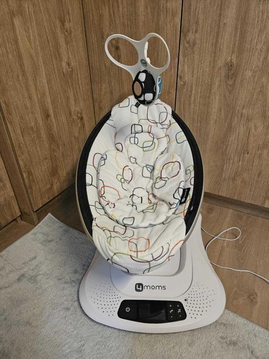 Bujaczek leżaczek 4moms MamaRoo wkładka dla noworodka pałąk