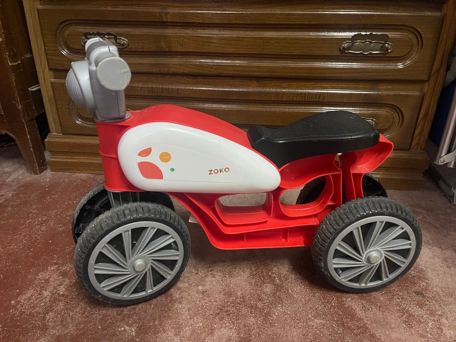 Triciclo para criança