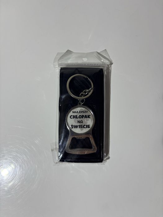 Breloczek, prezent na dzien chlopaka