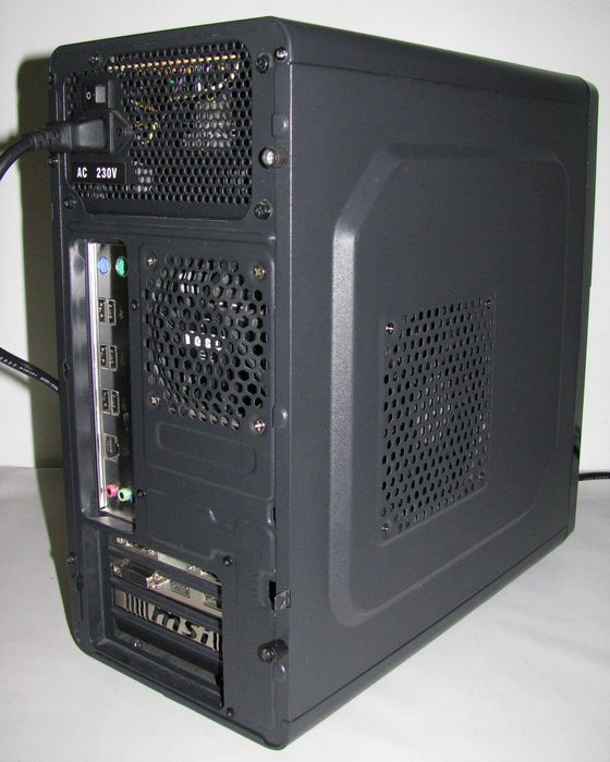 ПК компактный AeroCool Xeon 16 LCore 32Gb 256Gb 1.2Tb GTX 1060