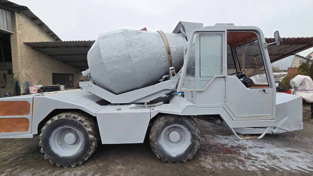 Betono-mieszarka CARMIX 2.5 TURBO