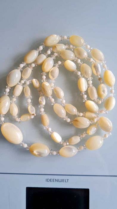 Перламутрове намисто