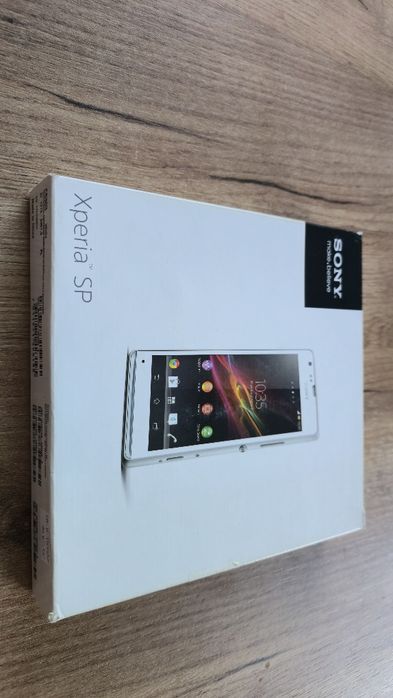 Smartfon Sony xperia SP biały + zestaw słuchawkowy MH410c