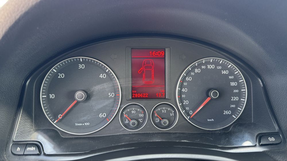 Volkswagen Golf V 2.0TDI 140cvs