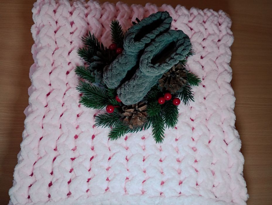 Ніжний плед + пінетки в подарунок - ідеальний подарунок для малюка!