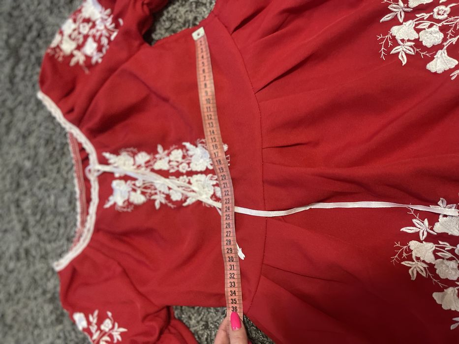 Вишете плаття дитяче