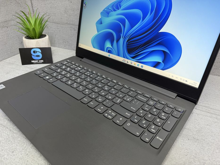Стильний ноутбук Lenovo V15-iil/i5-1035G1/12gb ddr4/15.6" FullHD/240gb ssd