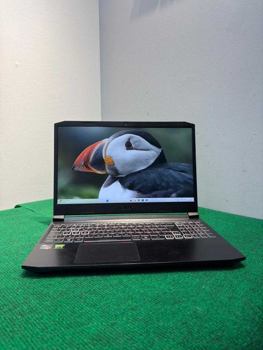 Acer Nitro5 R7 5800H, RTX 3070, 16GB Ram, 1TB M.2