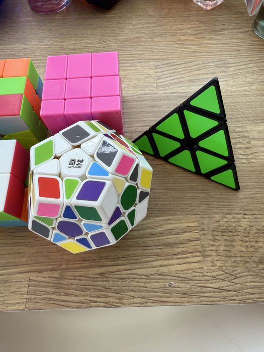 Kostki do ukladania, zestaw speedcubing