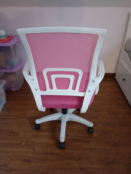 Krzesło obrotowe różowe