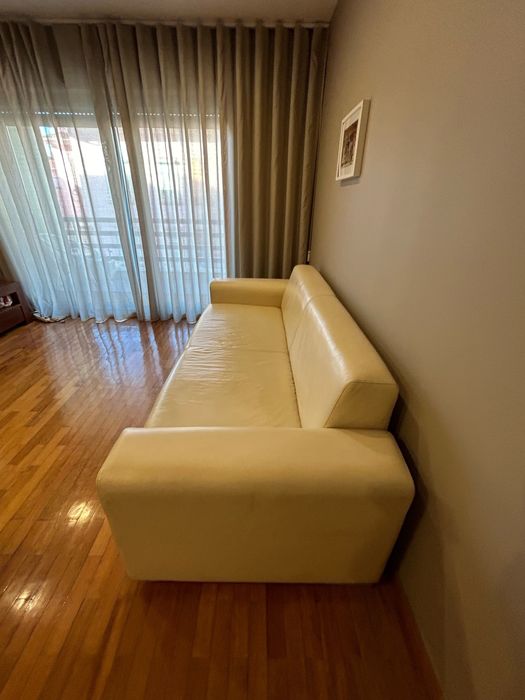 Sofa em pele de 3/4 lugares