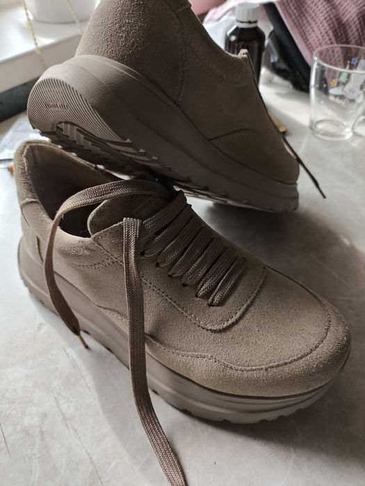 Продам обувь жіночі 37р