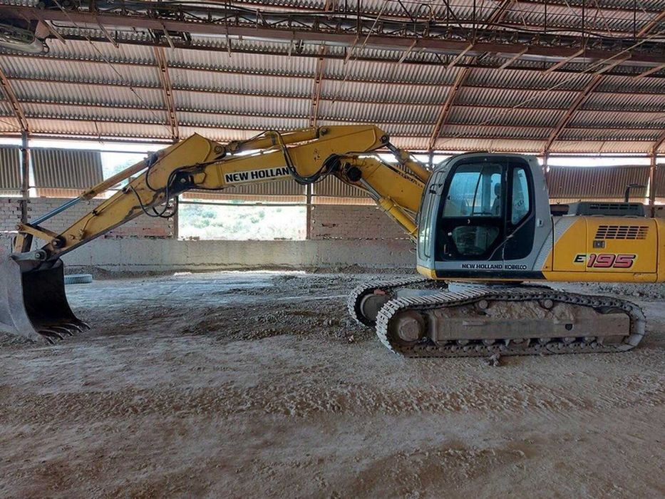 Екскаватор гусеничний New Holland E195B в оренду | Власний парк, Оплата з ПДВ