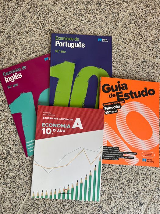 Livros de exercícios 10 ano