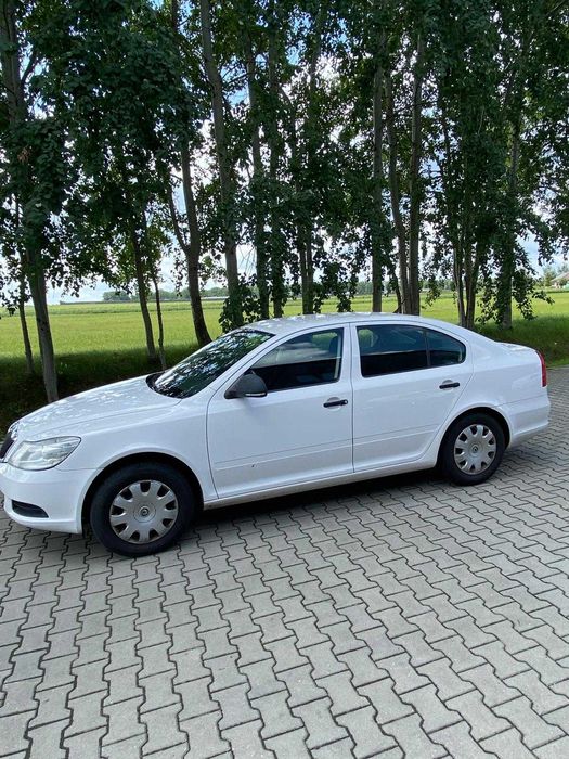 Skoda Octavia 1,6 biała