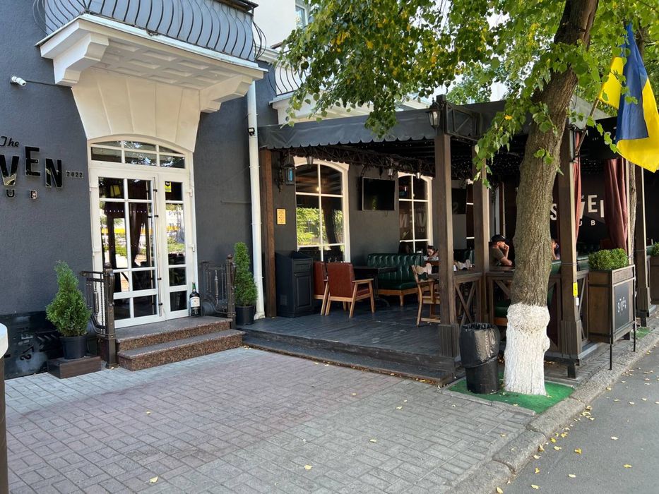 продажа летней площадки, летнего бара, мебели и всего с ресторана