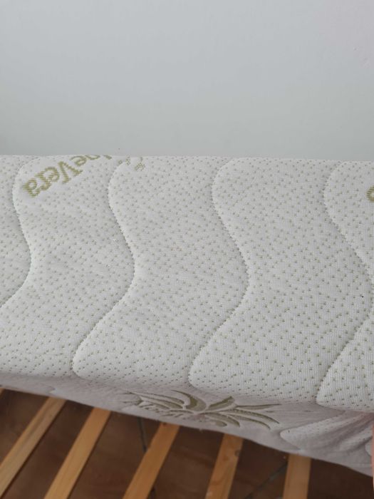 Łóżko pod materac 90x200 cm