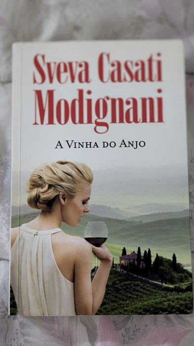 Sveva Casati , A vinha do Anjo, Suite 405 , Família Sogliano e Como ve