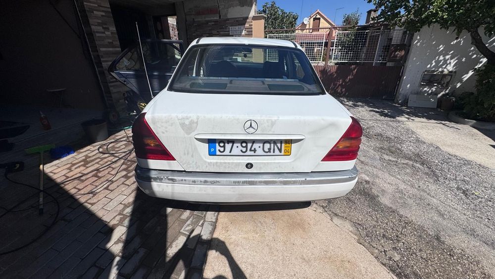Vendo Mercedes Benz Elegance c220 1994