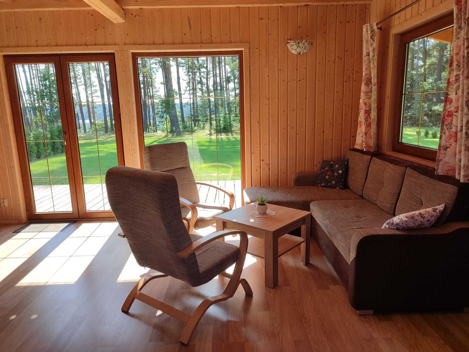 Domek nad jeziorem, Kaszuby, linia brzegowa, kominek, Zagroda Szarlota