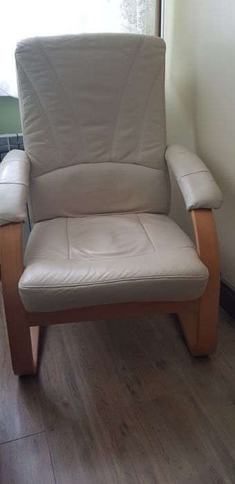 Sprzedam  kanapę +dwa fotele,stan dobry