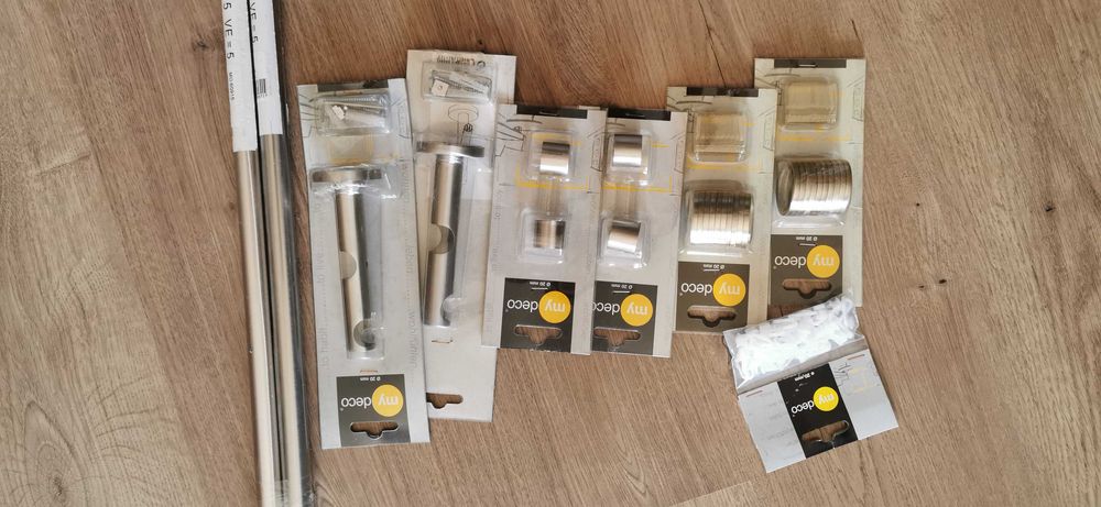 Varão e suportes para cortinado