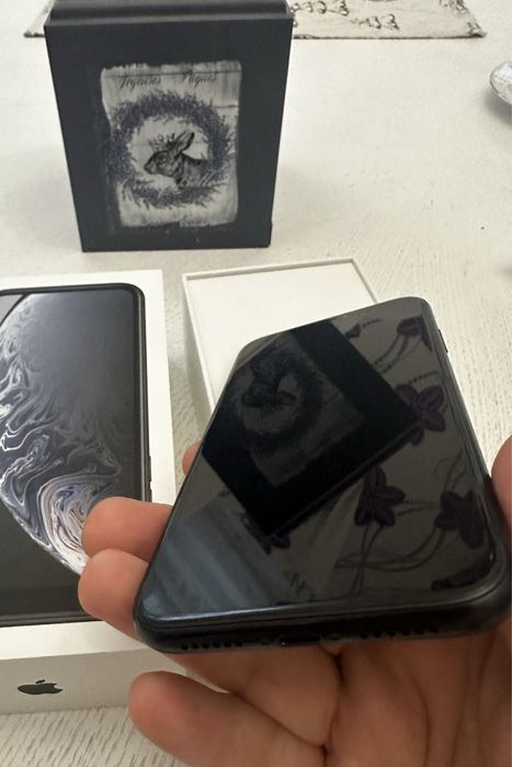 Iphone XR 128 Gb на 2 фізичні сімки. Dual sim