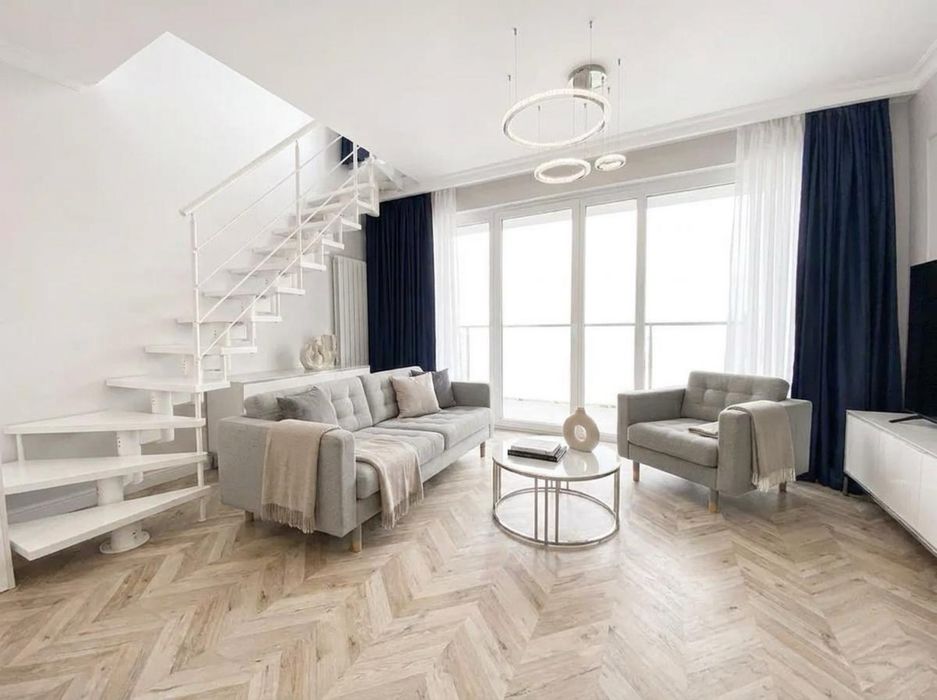 piękny 4 pokojowy apartament na dwóch ostatnich piętrach - trzecim i czwartym, 2 tarasy.