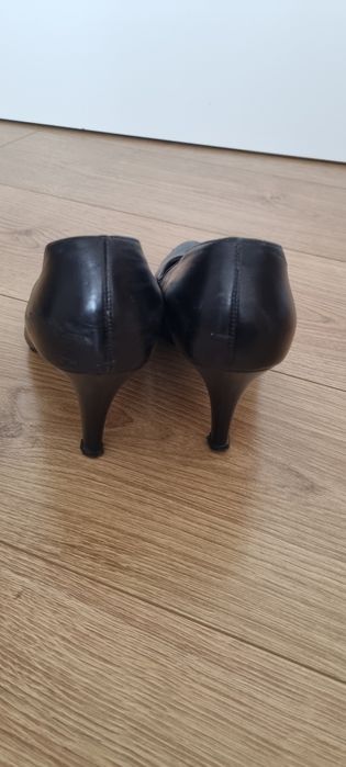 Czółenka czarne rozm.39