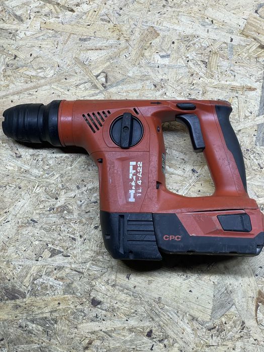 Młotowiertarka hilti + bateria